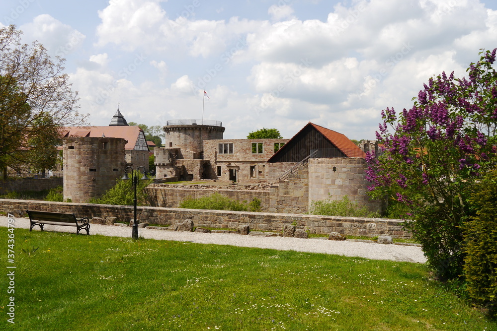 Schlossgarten bzw. Park Wasserburg Friedewald in Hessen
