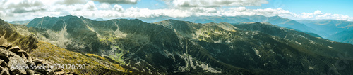 Fototapeta Naklejka Na Ścianę i Meble -  panoramic view over the wild Retezat National Park, Romania