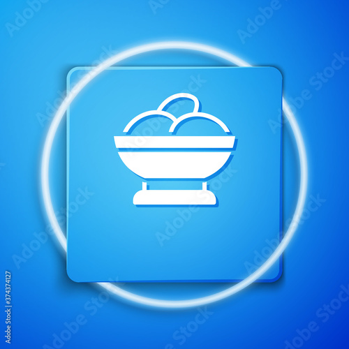 White Varenyky in a bowl icon isolated on blue background. Pierogi, varenyky, dumpling, pelmeni, ravioli. Traditional Ukrainian food. Blue square button. Vector.
