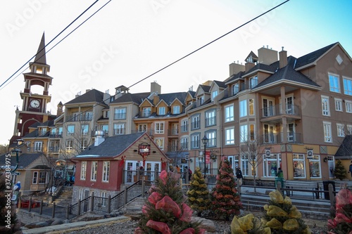 Vista de pueblo canadiense, Mont Tremblant