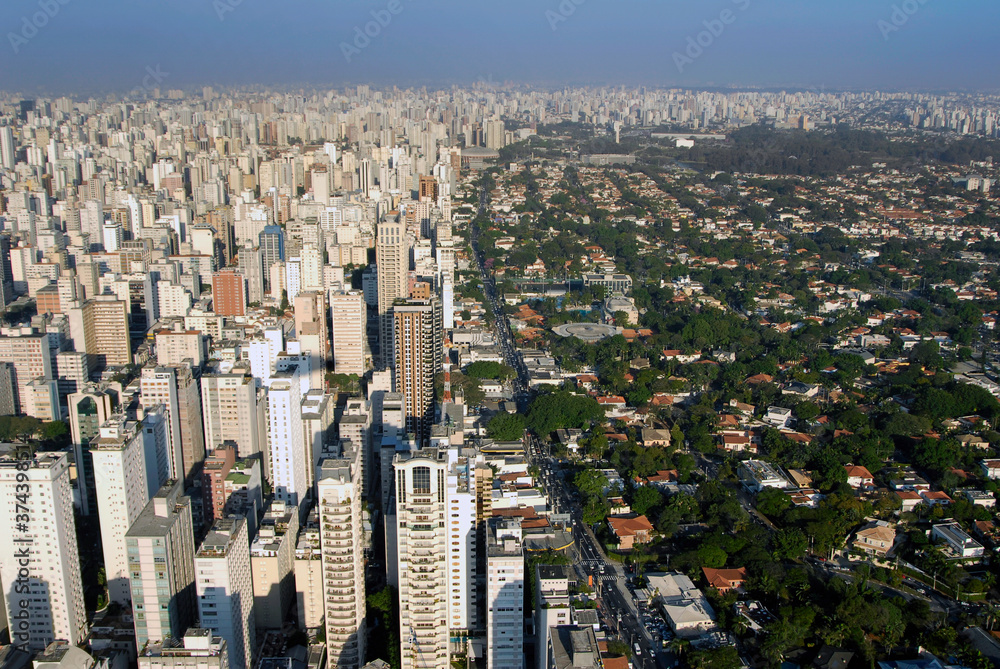 Zoneamento da cidade - Cerqueira Cesar à esquerda e bairro Jardins à direita