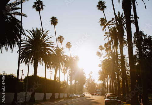 Photos Sunset on Beverly Hills Street