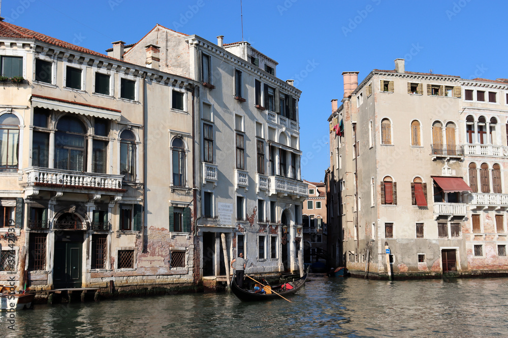 Venedig: Paläste am Ufer des Canale Grande