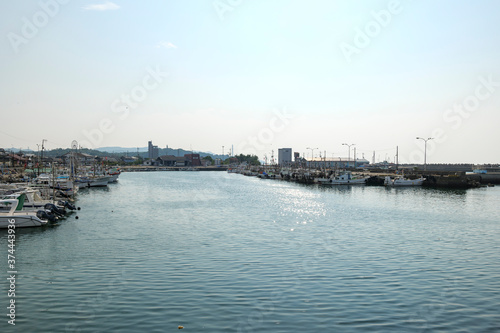 A view of a port town in southern Osaka on August 21, 2020 © 隼人 岩崎