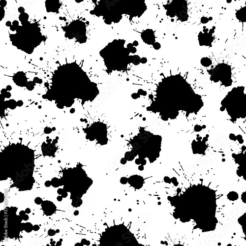 Abstract black and white dots  brush strokes  ink splaters seamless pattern