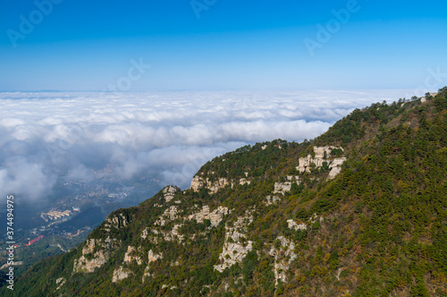 Beautiful Mountain Lu geopark landscapes in late autumn, Jiujiang, Jiangxi, China © Hao