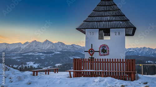 Lapszanka pass and snowy Tatra mountains at sunrise