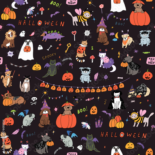 Halloween hand drawn doodle seamless vector pattern