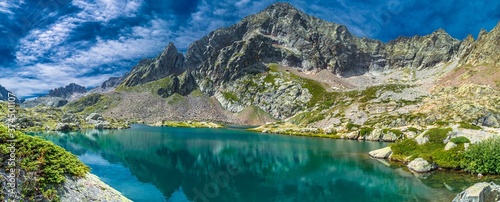 Il lago del Claus, in alta Valle Gesso, incastonato tra i laghi di Valscura ed il Rifugio Questa photo