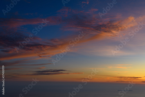 Fototapeta Naklejka Na Ścianę i Meble -  鳥海山から見た日本海の夕暮れ