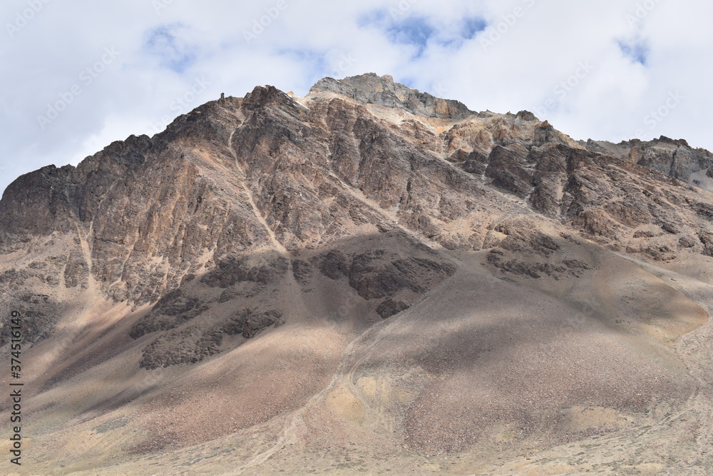 Fototapeta premium mountains in the mountains