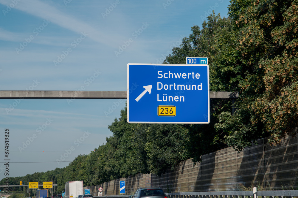 Autobahn 2, Ausfahrt Schwerte, Dortmund, Lünen Stock-Foto | Adobe Stock