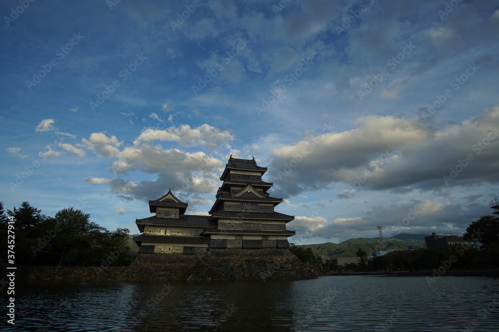 Matsumoto Castle (Matsumoto-jo), a Japanese premier historic castles in easthern Honshu, Matsumoto-shi, Chubu region, Nagano Prefecture, Japan Matsumoto Castle (Matsumoto-jo), a Japanese premier historic castles in easthern Honshu, Matsumoto-shi, Chubu region, Nagano Prefecture, Japan