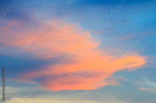 Obraz na płótnie beautiful colorful sky and cloud in twilight time background w salonie