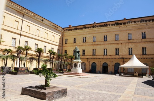 Obraz na płótnie Corse: Centre-ville d’Ajaccio w salonie