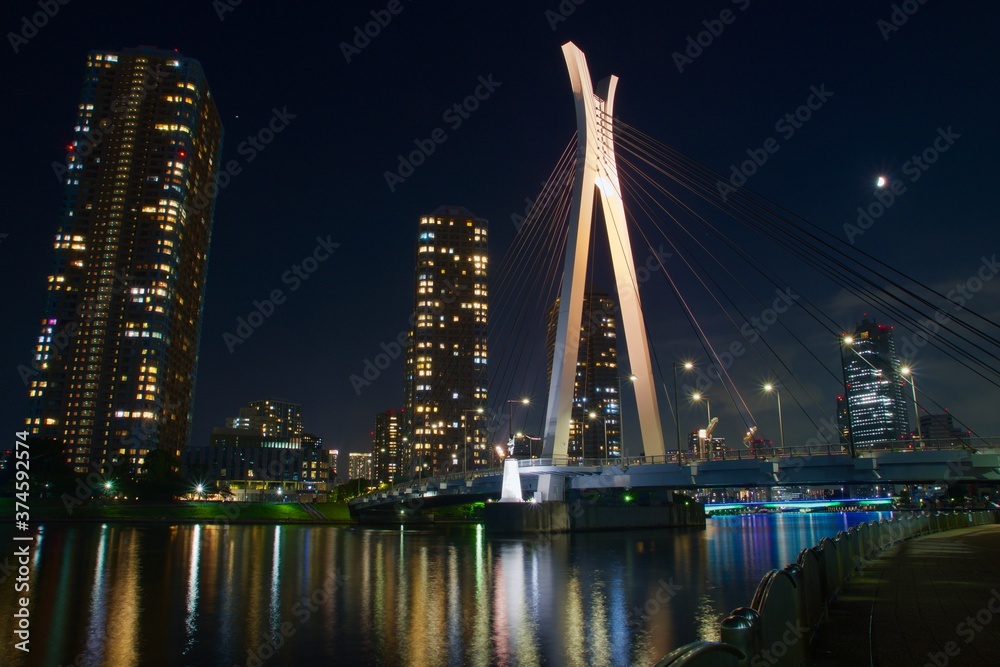 新川公園　隅田川テラスからの中央大橋夜景