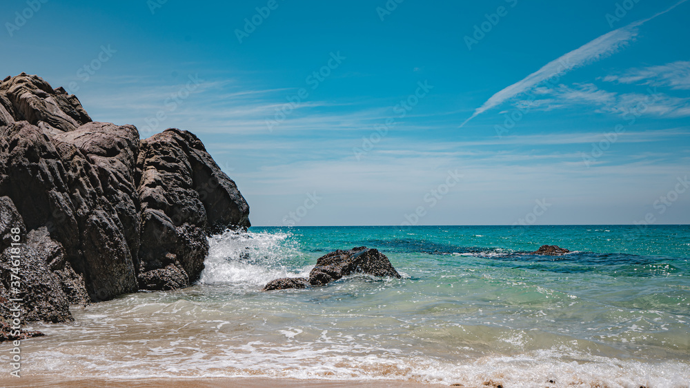 Obraz premium Tranquil Sea Stone