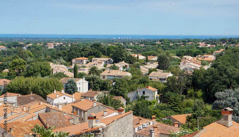 Pyrénées orientales Méditerranée depuis les Alberes Pyrénées orientales Méditerranée depuis les Alberes