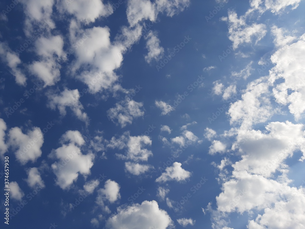 Obraz premium blue sky with clouds