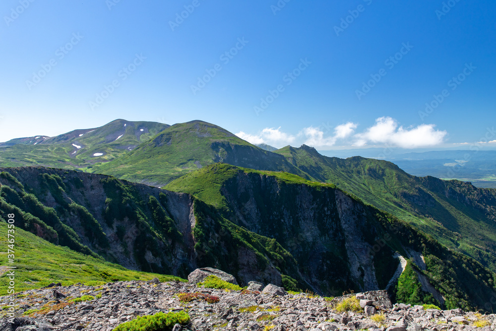 Obraz premium 北海道 黒岳山頂周辺の夏の風景