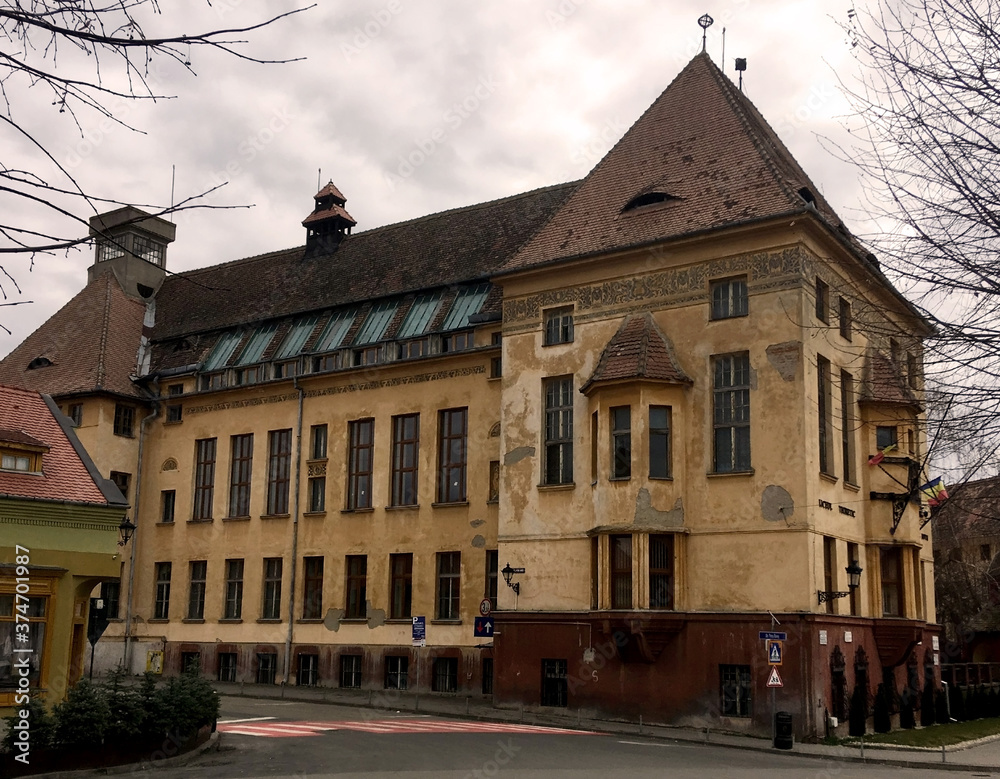 Antigua escuela alemana en Medias. Rumania