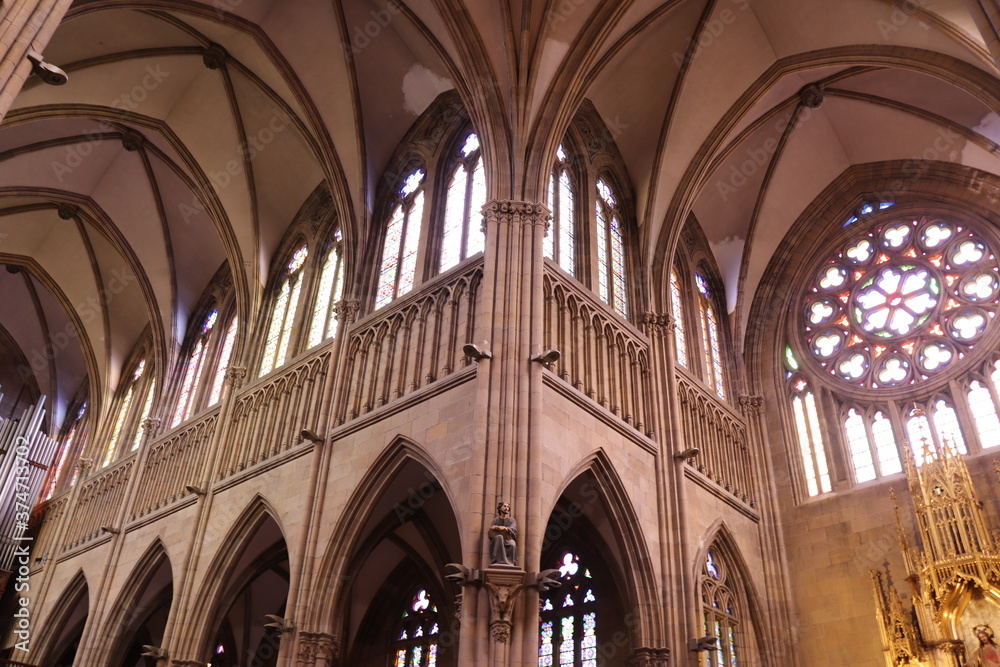 Intérieur de la cathédrale du bon pasteur dans Saint Sébastien, ville de Saint Sébastien, Espagne