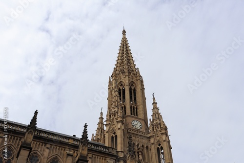 La cathédrale du bon pasteur dans Saint Sébastien vue de l'extérieur, ville de Saint Sébastien, Espagne