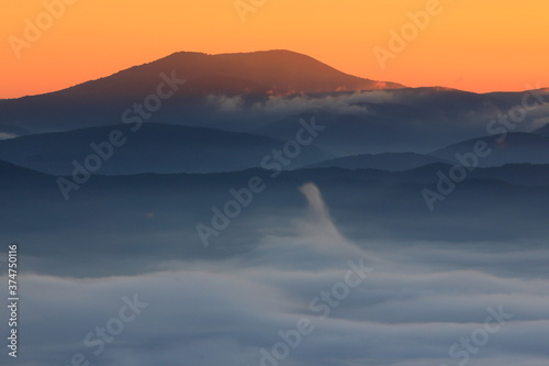 雲海の遠野