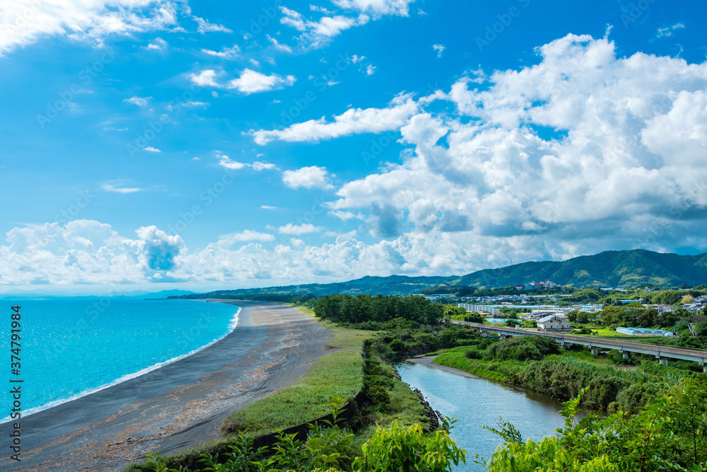 琴ケ浜と線路 琴ケ浜と線路