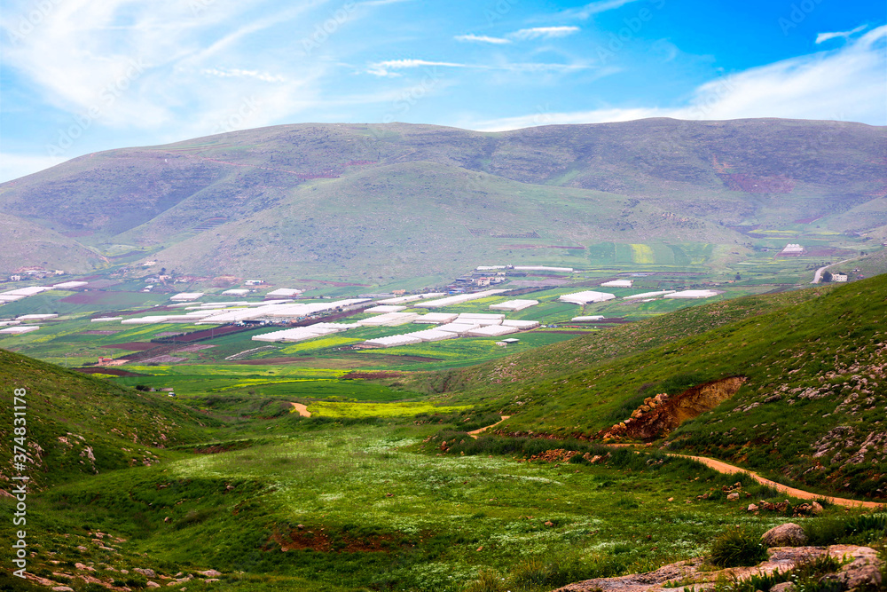 Fototapeta premium landscape, mountain, nature, sky, green, summer, mountains, hill, grass, clouds, valley, panorama, hills, cloud, tree, view, countryside, blue, scenery, water, rural, forest, travel, panoramic, lake