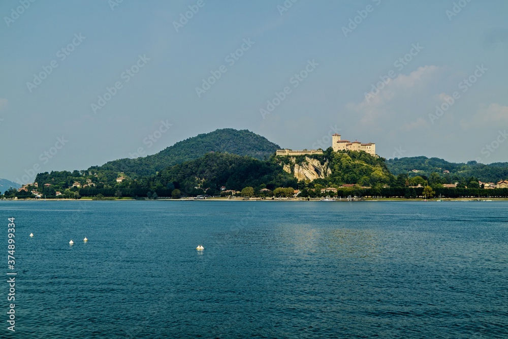 Naklejka premium Arona Lago Maggiore Italien