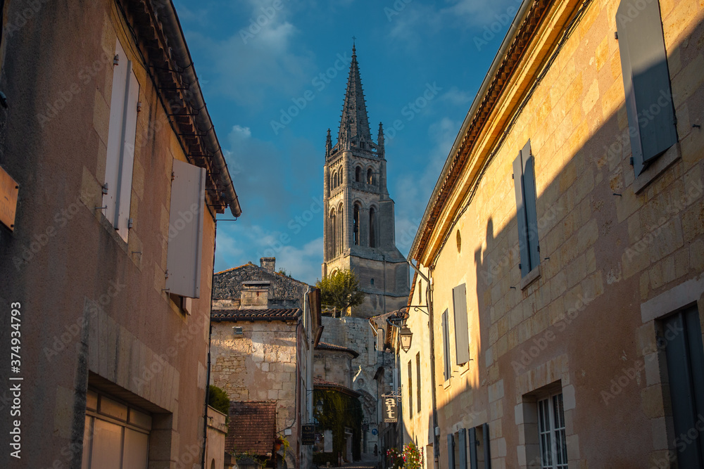 The street view of the old town in Saint Emilion, in Bordeaux.