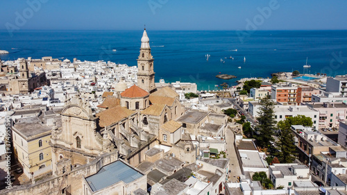 Foto Aerial view of Monopoli in Apulia, south of Italy - Monopoli Cathedral aka Basil