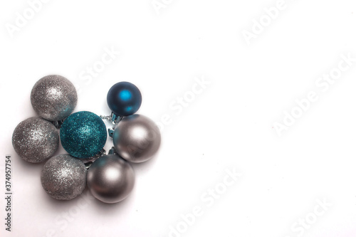 blue and silver christmas balls 