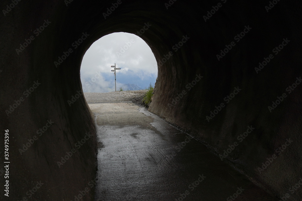 Obraz premium Tonnel