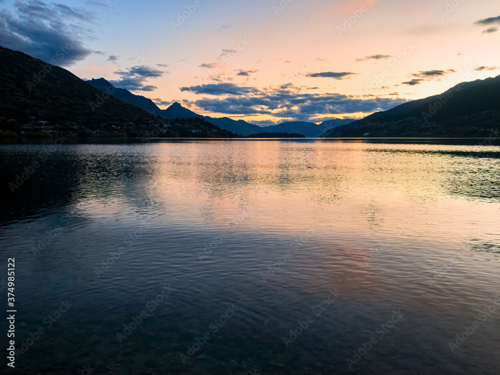 Sunset, Lake Wakatipu, Frankton-Queenstown Area, New Zealand	
