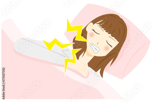 睡眠障害　歯ぎしり　女性