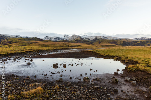 Fototapeta Naklejka Na Ścianę i Meble -  icelandic autumn landscape with meltwater