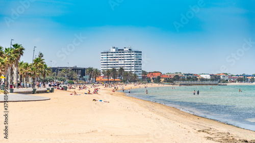Fototapeta Naklejka Na Ścianę i Meble -  St Kilda Beach is a beach located in St Kilda, Port Phillip, 6 kilometres south from the Melbourne city centre. It is Melbourne's most famous beach.