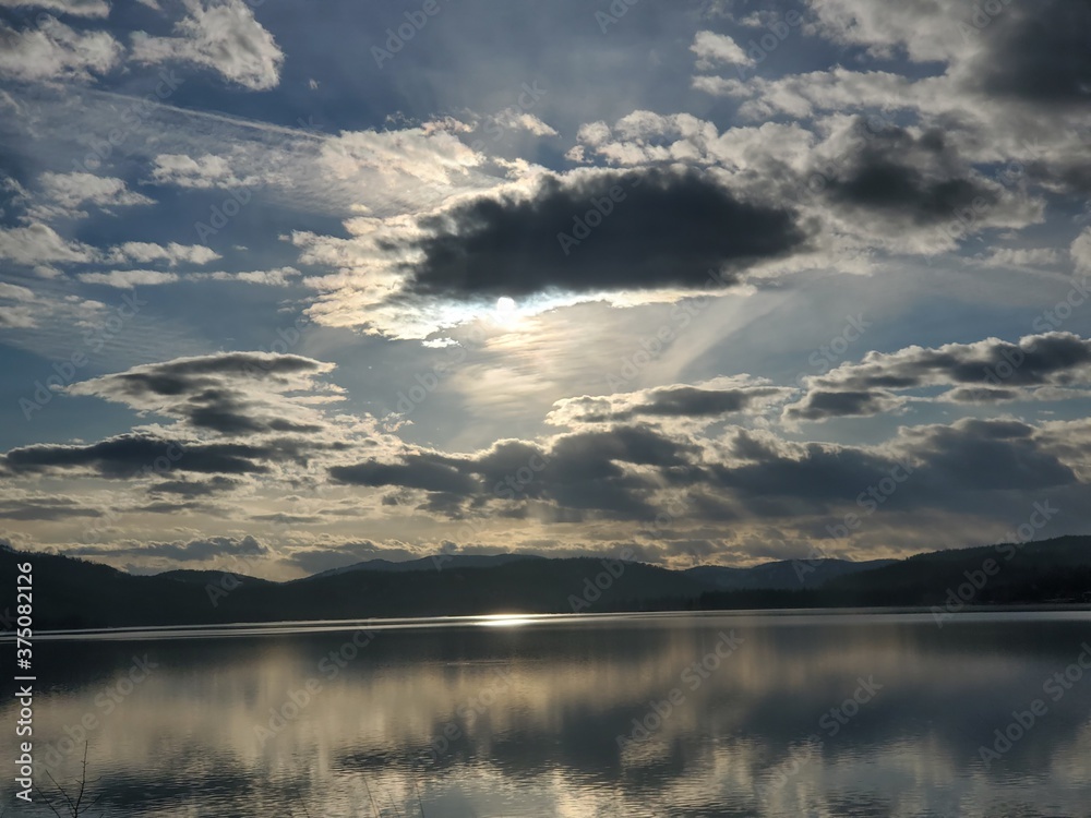 Fototapeta premium Sunset at Lake Pend Oreille