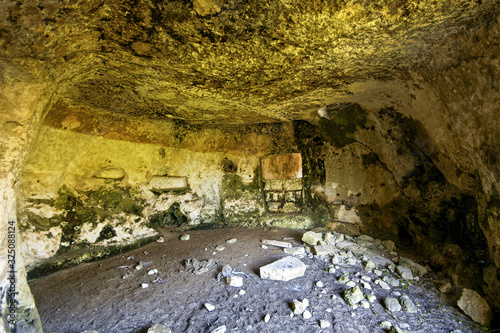 Cueva troglodita.Pas des Revull.Barranco de Algendar. Migjorn.Menorca. Islas Baleares.España. photo