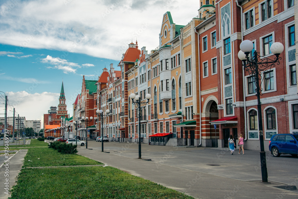 Fototapeta premium Russia, Yoshkar-Ola, July 24, 2020, pedestrian street along the Kremlin.