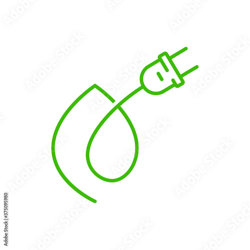 Concepto energía eléctrica limpia y renovable. Logotipo lineal enchufe eléctrico con cable con hoja de planta como nudo en color verde