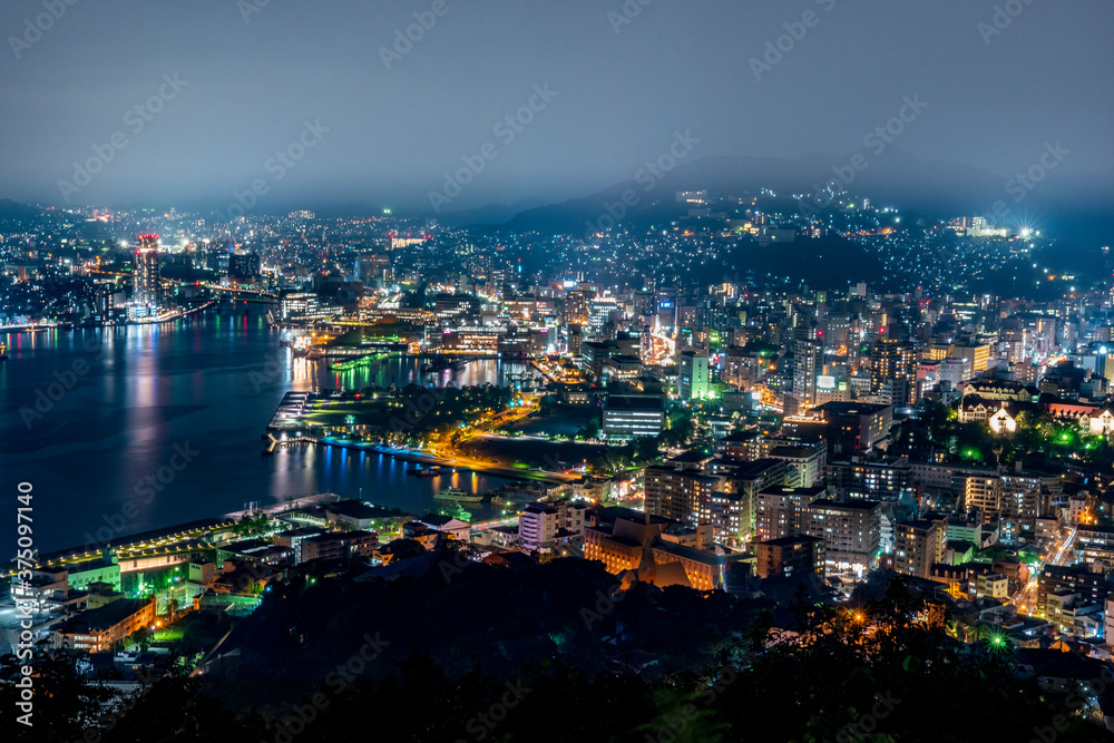 Fototapeta premium 長崎県長崎市 鍋冠山から望む夜景