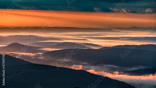 Fototapeta Naklejka Na Ścianę i Meble -  Superb mountain vista. Summer sunrise in the Carpathian Mountains. Bieszczady National Park. Poland.