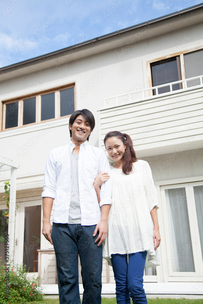 寄り添う夫婦 寄り添う夫婦