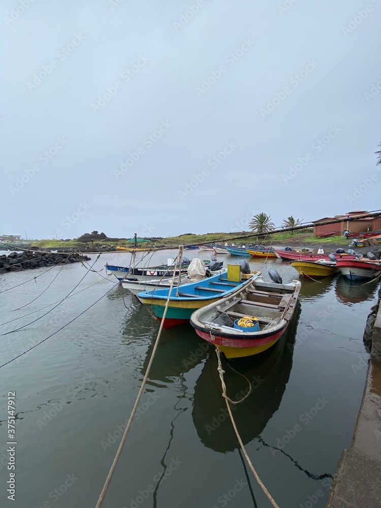 Fototapeta premium Port de pêche à l'île de Pâques