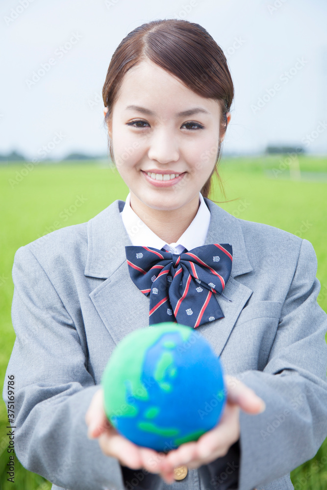 地球と女子高校生