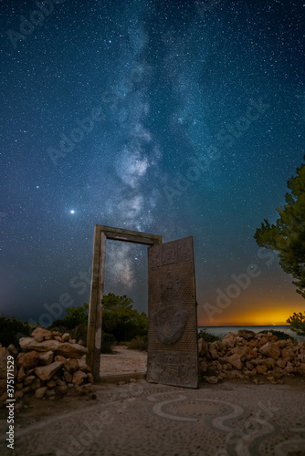 Puerta Can Soleil, Ibiza. Spain. Made from 15 light frames with 4 dark frames.
