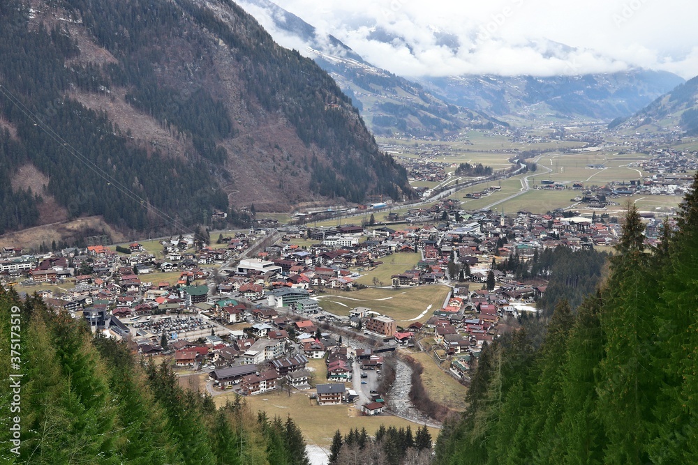 Fototapeta premium Mayrhofen, Austria